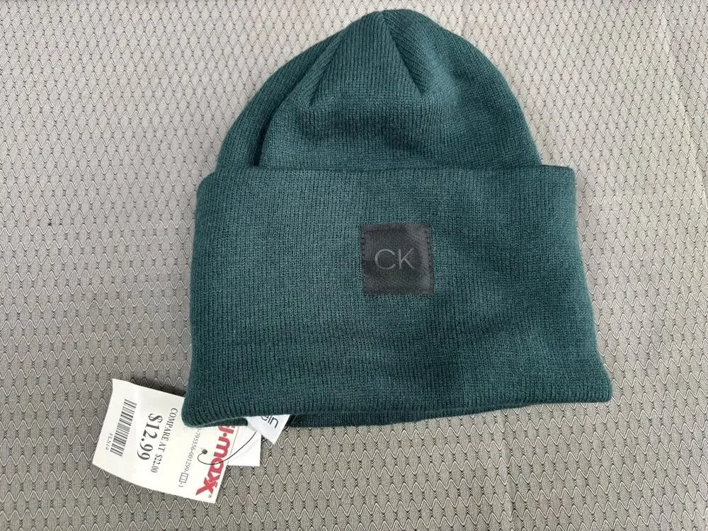 Calvin Klein Women's Logo Cuffed Beanie Green A2KH7086 NEW